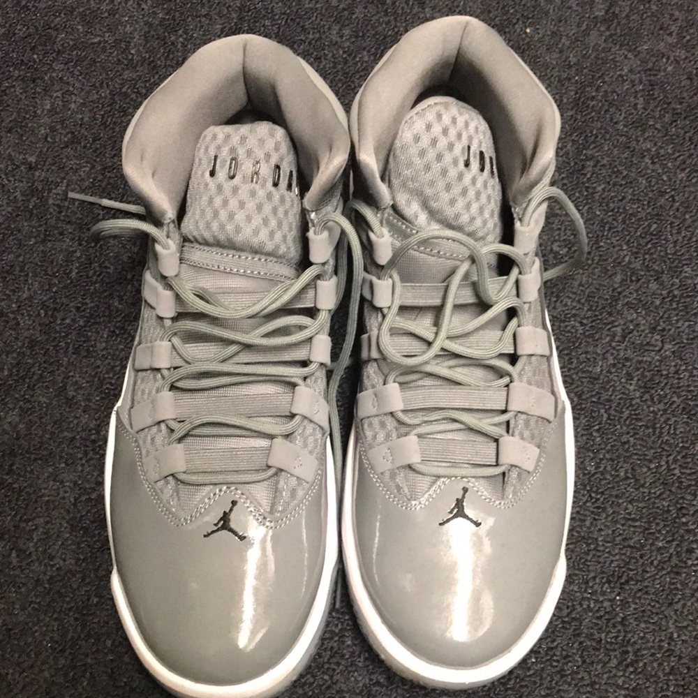 Jordan’s SIZE 11
